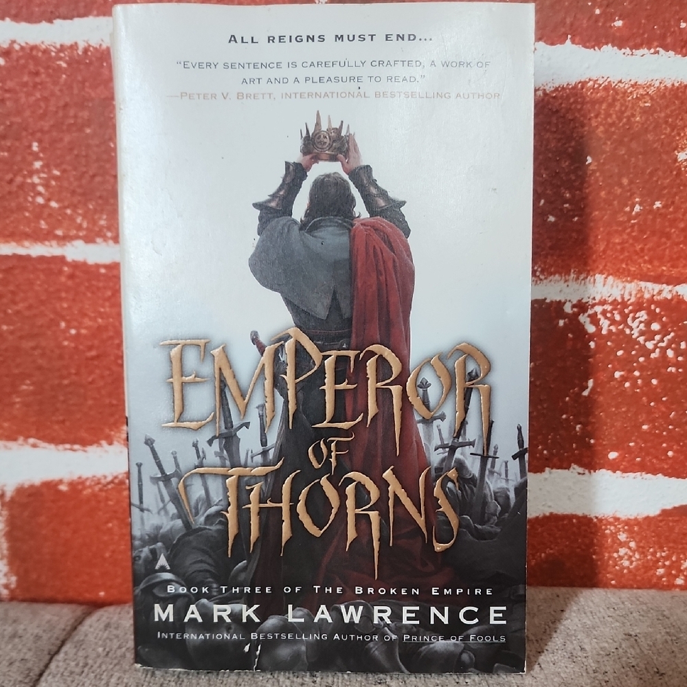 ☠️ Emperor of Thorns Paperback by Mark Lawrence ☠️